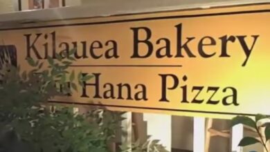 Kilauea Bakery & Pizzeria Menu